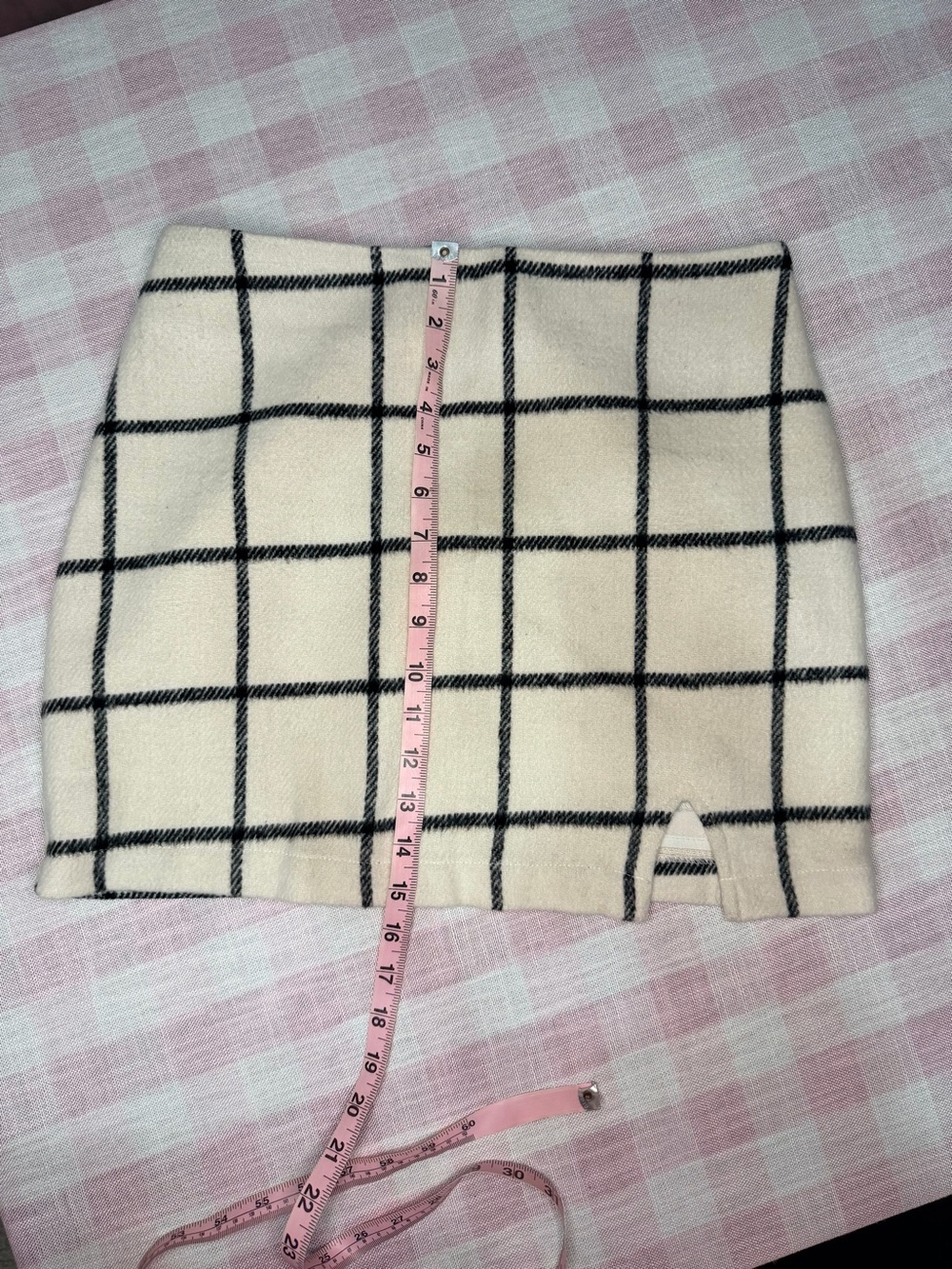 Altar’d State Plaid Mini Skirt Medium Cream Black Windowpane Notch Hem - Picture 3 of 6